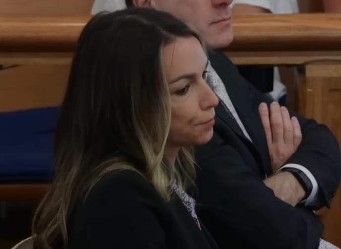 Karen sudjenje.jpg