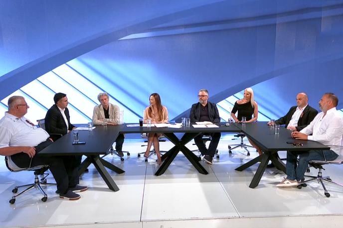 Screenshot 2025-06-25 210144.jpg