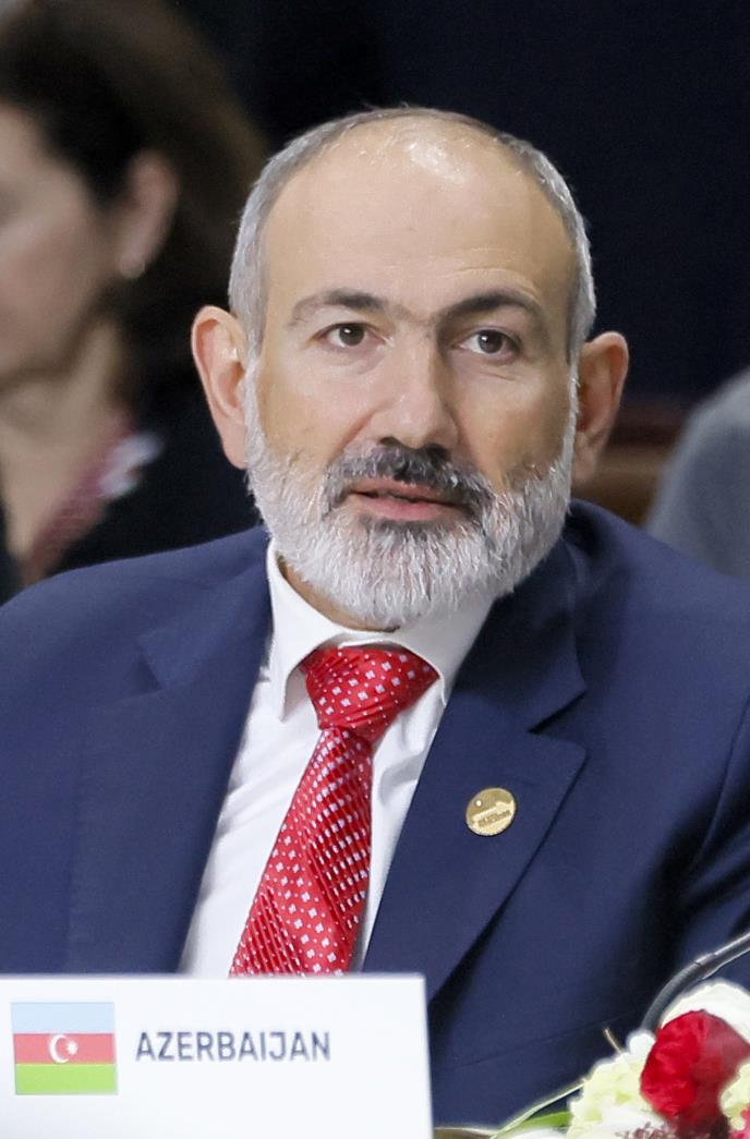 101 EPA Maxim Shemetov  Pool.jpg