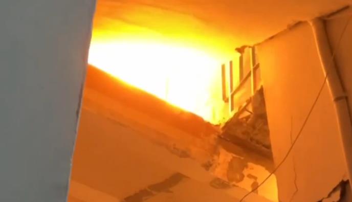 2025-07-03 07_44_38-Олег Володарський on X_ _В Одесі біля пошкодженого внаслідок атаки рф будинку пр.png