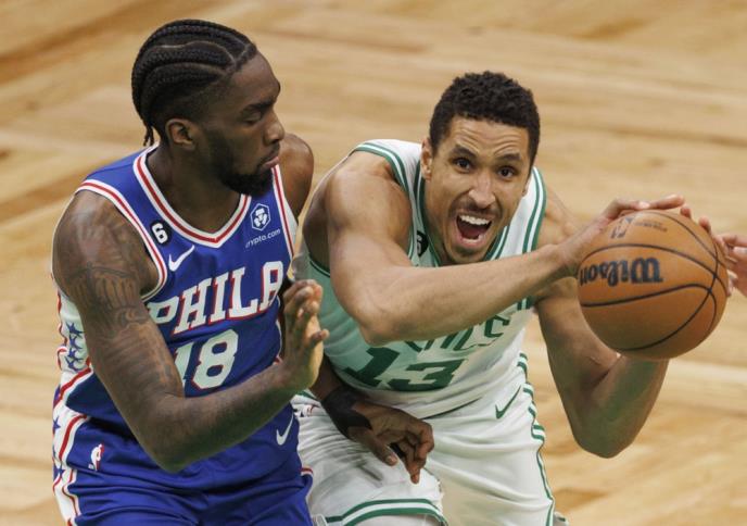 Šejk Milton u dresu Filadelfije