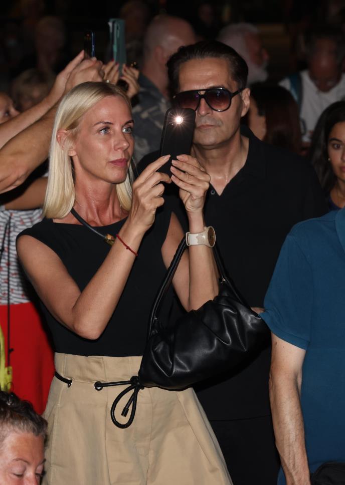 Okupljeni kod Terazijske česme upalili sveće u čast Dedićima