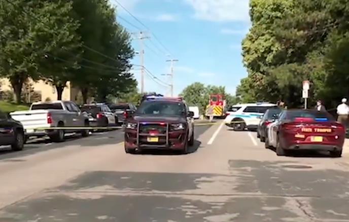 2025-08-27 17_15_48-'Up to 20 injured' as black-clad gunman sprays '50 to 100 bullets' into Annuncia.png