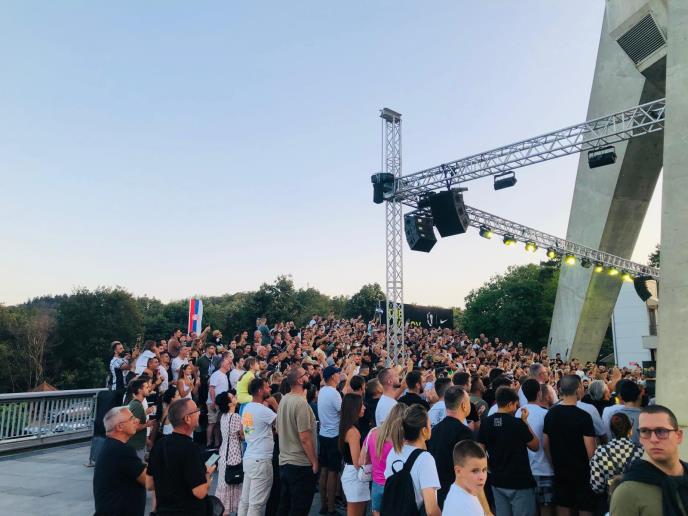 KK Partizan promocija dresa