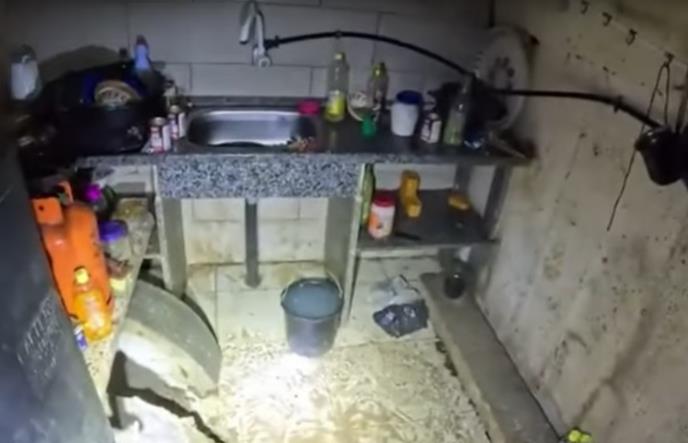 2025-08-30 17_26_20-תיעוד מתוך המנהרה התת-קרקעית שאותרה במרחב 'זייתון' - YouTube — Mozilla Firefox.png