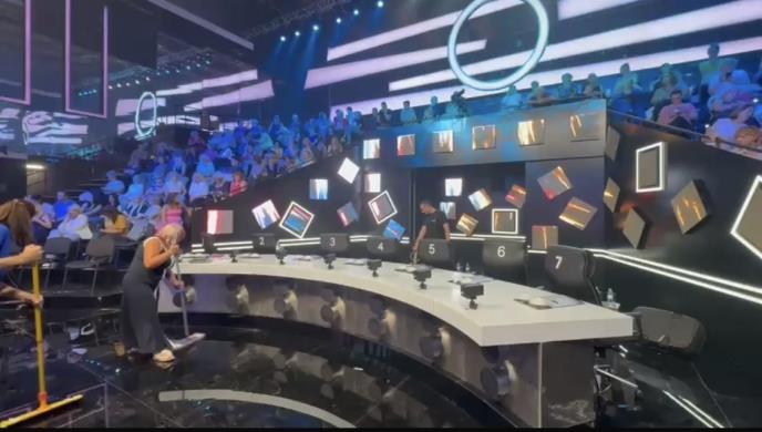 Studio 19. sezone Zvezda Granda