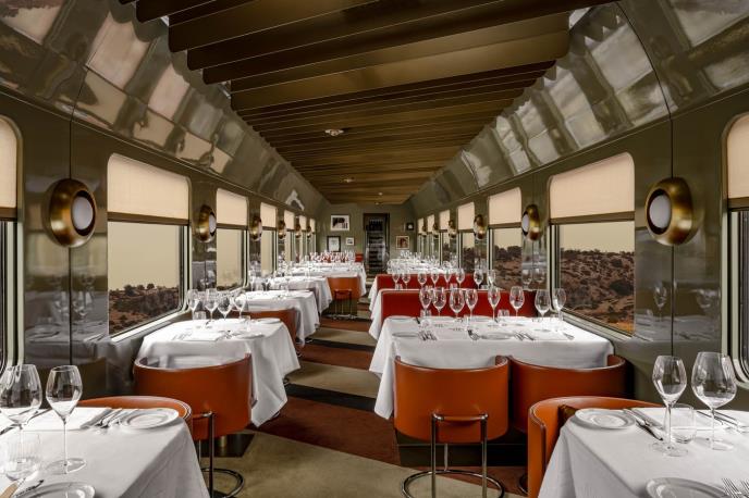 Unutrašnjost voza La Dolce Vita, replike Orijent Ekspresa