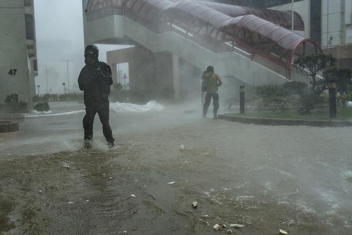 x AP Chan Long Hei.jpg