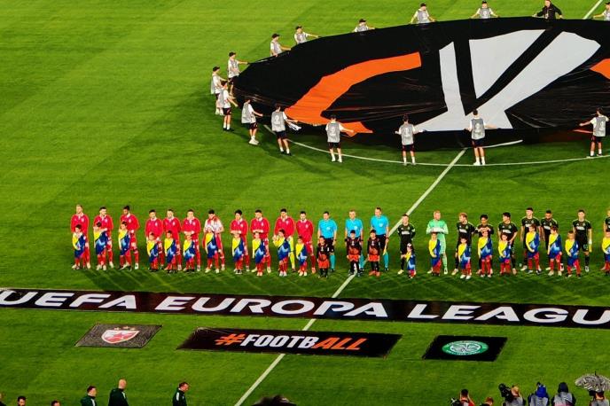 Tiknizjan i Ivanić dali jakne mališanima tokom pljuska