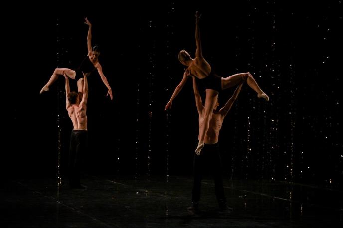 Koreograf Maša Kolar - _ Bolero_ Photo Marija Erdelji 1.JPG