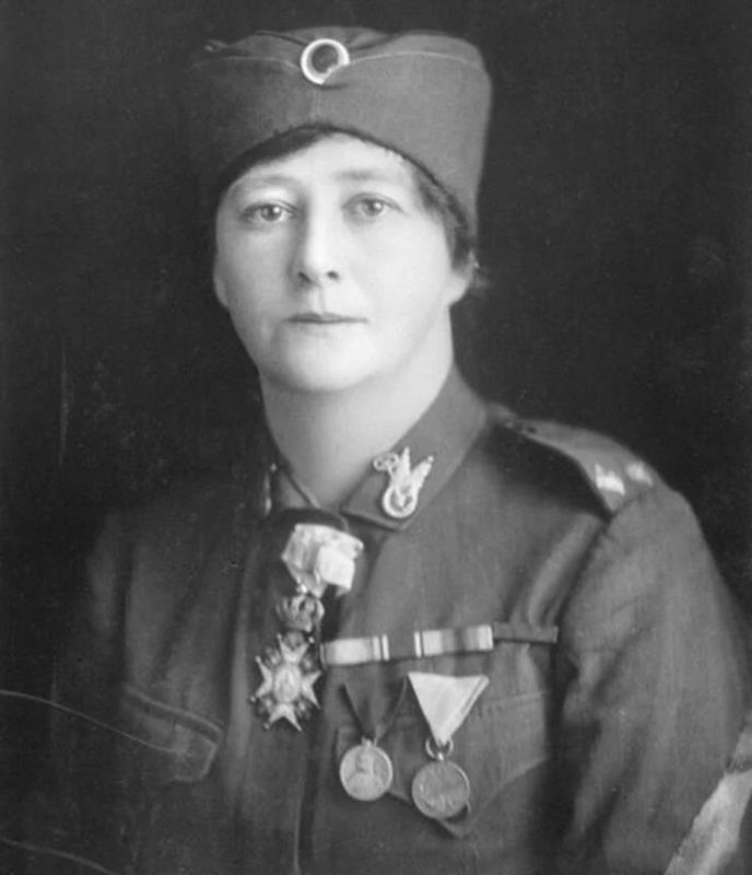 0907Oliv Mej Kelso King.jpg