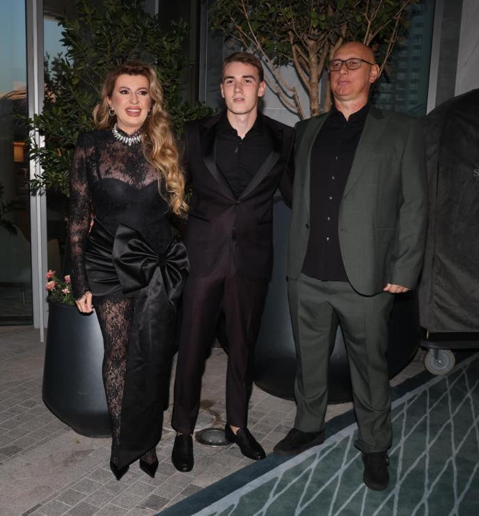 WhatsApp Image 2025-10-06 at 18.07.37 (1).jpeg