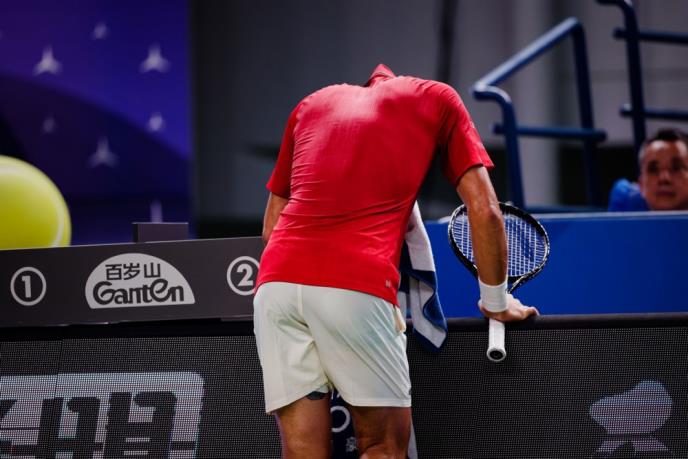 Povreda Đokovića protiv Munara