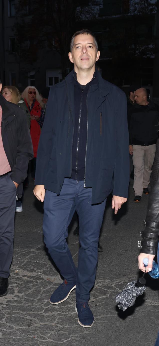 WhatsApp Image 2025-10-11 at 17.56.03_a59bb5a5.jpg