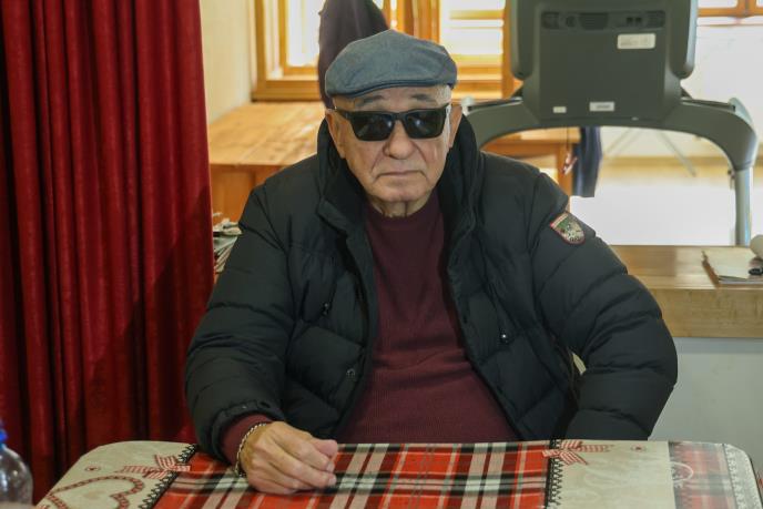 Vlado Pejić vozač Halid Bešlić.jpeg