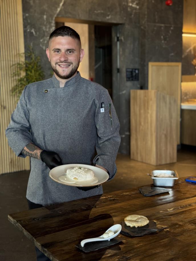 Nemanja Vukašinović - kuvar.jpg