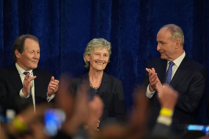 xxx AP Niall Carson.jpg