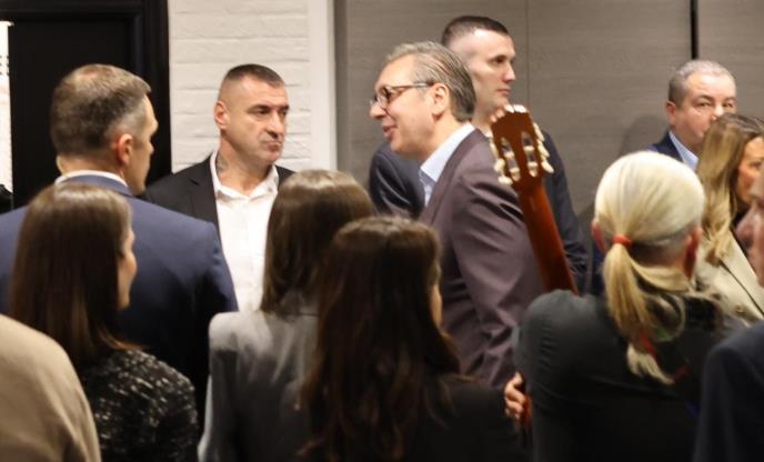 SNS slava Aleksandar Vučić