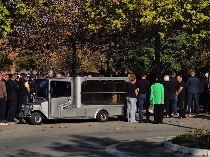 Novobežanijsko groblje sahrana saobraćajna nesreća Novi Beograd
