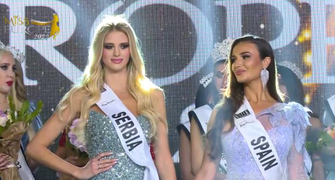 Nikolina Baljak, Mis Evrope 2022, u elegantnoj pozi tokom proglašenja pobede