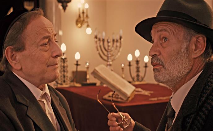 Mustafa Nadarević i Predrag Ejdus u filmu Kad svane dan