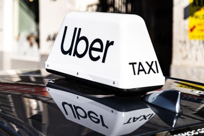robotaxi (3).jpg