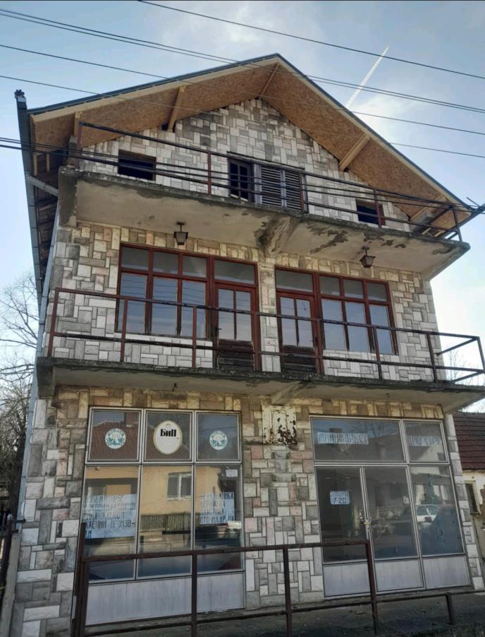 588725970_3739824836153581_1786404848022652462_n copy.jpg