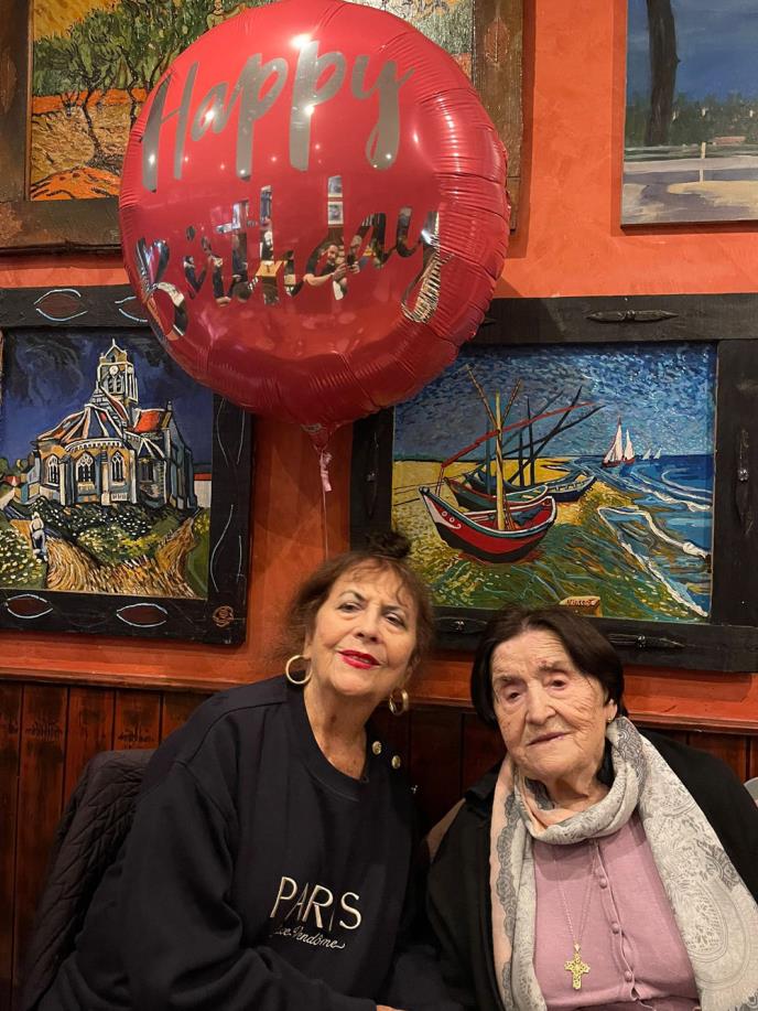 0620     Milica sa snajom Colleen.jpg