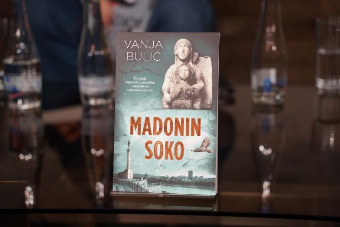 Predstavljen novi roman Vanje Bulića Madonin soko