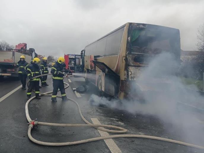 Zapaljen autobus