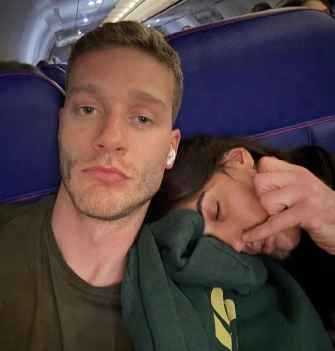 Aleksandar Radojčić objavio sliku sa devojkom Zejnep (4).jpg