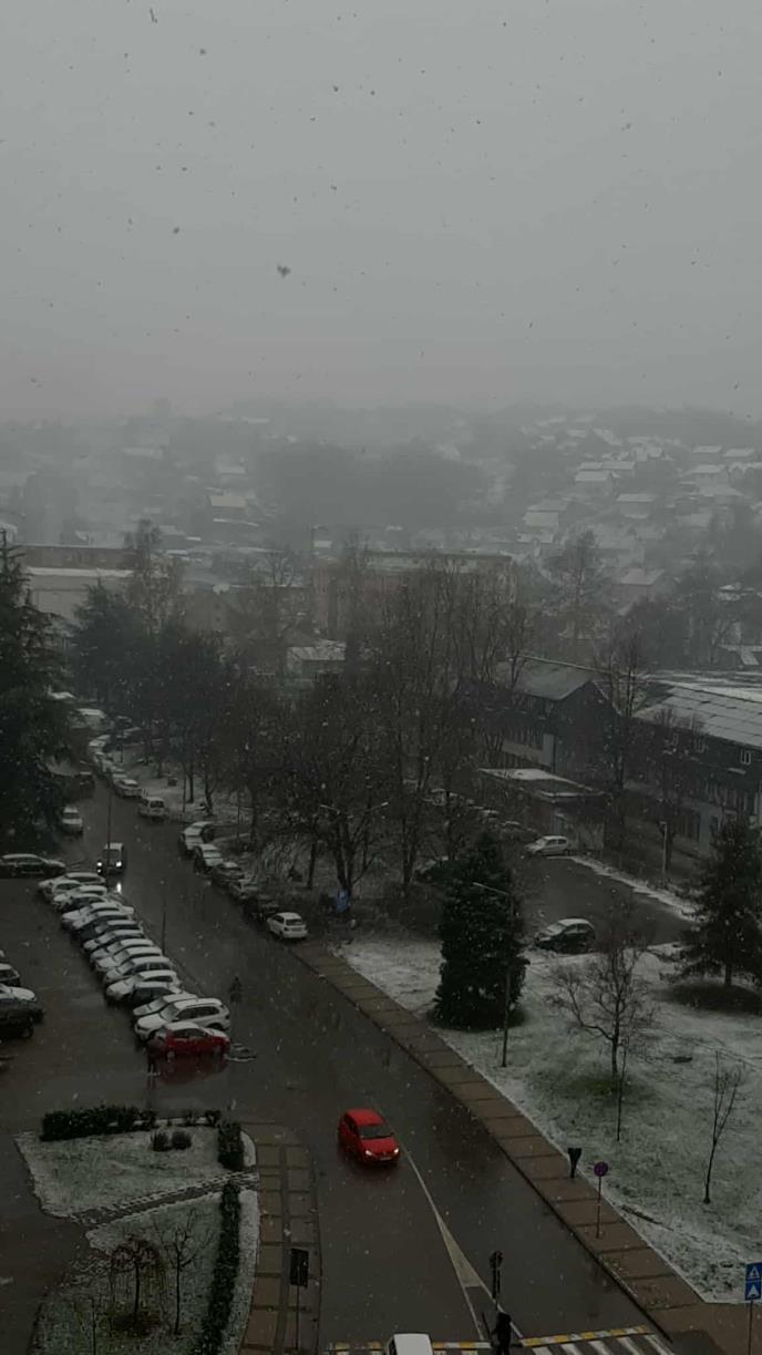 LOZNICA - Vlažni kolovozi.jpg