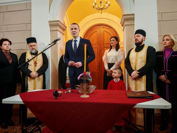 Unošenje Badnjaka 7.jpg