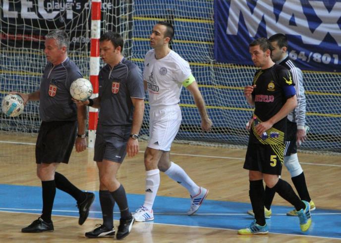 Bojan Đura Pavićević u dresu Marba 4.jpg