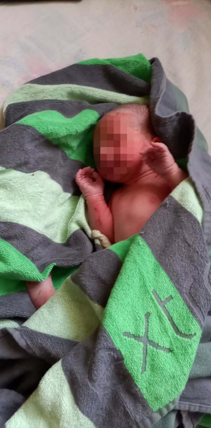 0603 beba jovan andrijana i sofija veselinovic privatna arhiva.jpg