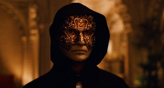 film Širom zatvorenih očiju