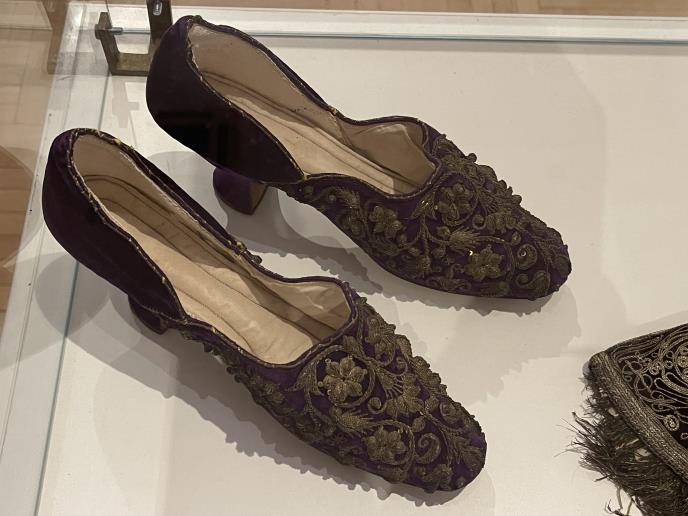 Sobne cipele kneginje Julije, Istorijski muzej Srbije