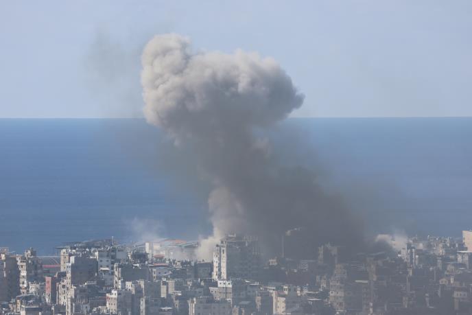 Beirut02 EPA Wael Hamzeh.jpg