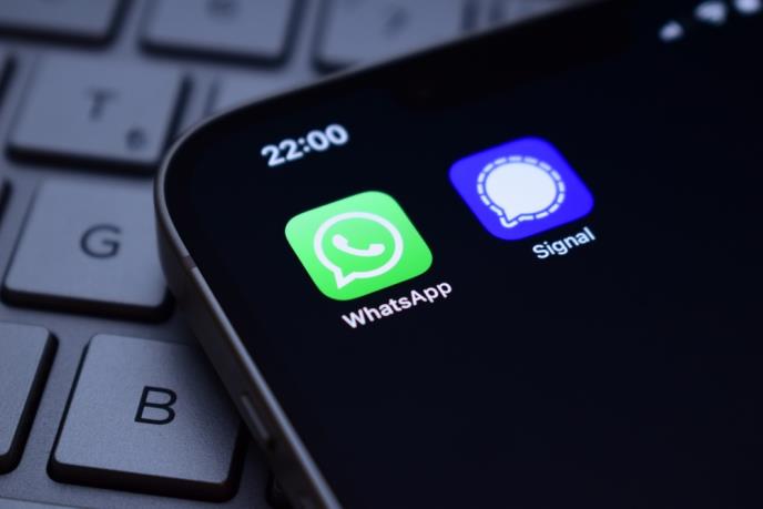 Signal WhatsApp.jpg