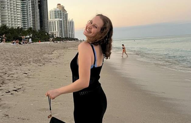 2026-03-18 18_35_57-WhatsApp.png