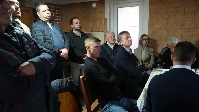 1774004621selo - Grab – farma Bogdanović – Glišić – foto RINA, J.Nikolić.JPG