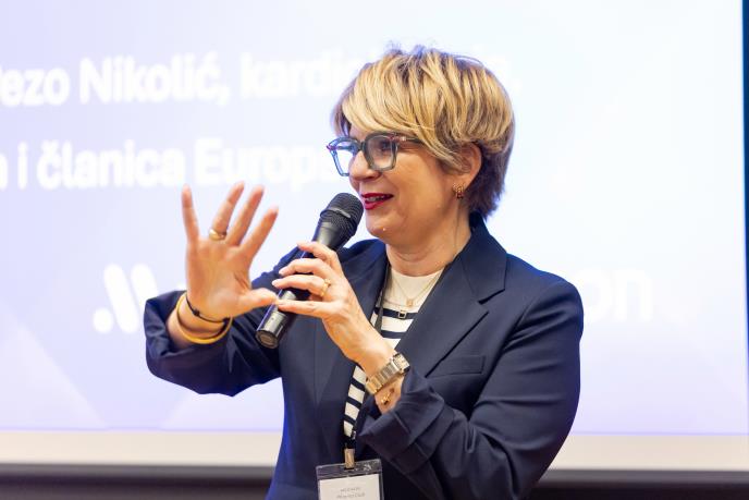 Borka Pezo Nikolić.jpg