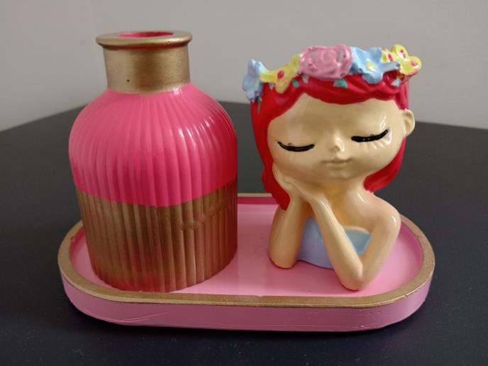 FOTO UIKS, gipsane vaze koje su izradili osuđenici OZ Zaječar.jpg