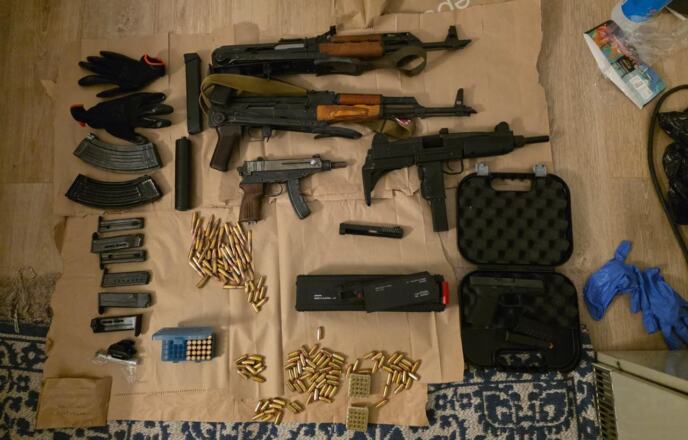 Hapšenje i zaplena oružja i narkotika