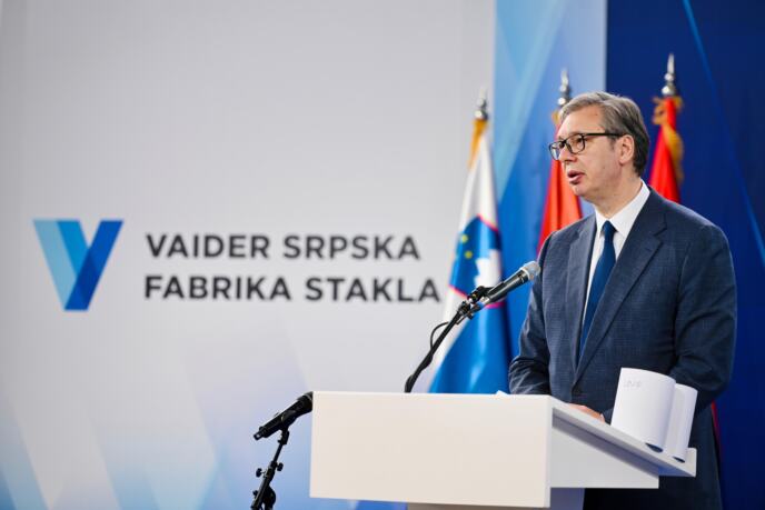 Aleksandar Vučić Paraćin otvaranje pogona fabrika stakla Vaider (8).jpeg