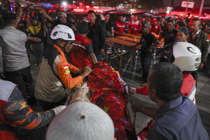 Pyongyang07 EPA Mast Irham.jpg