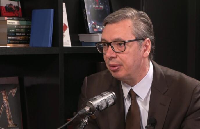 Aleksandar Vučić (5).png