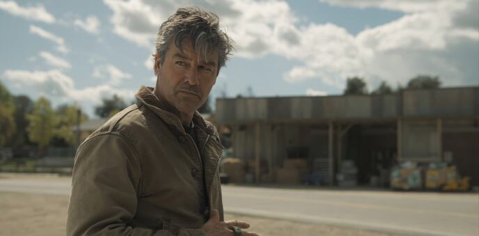 kyle-chandler_6a0d97db8a0c3.jpeg