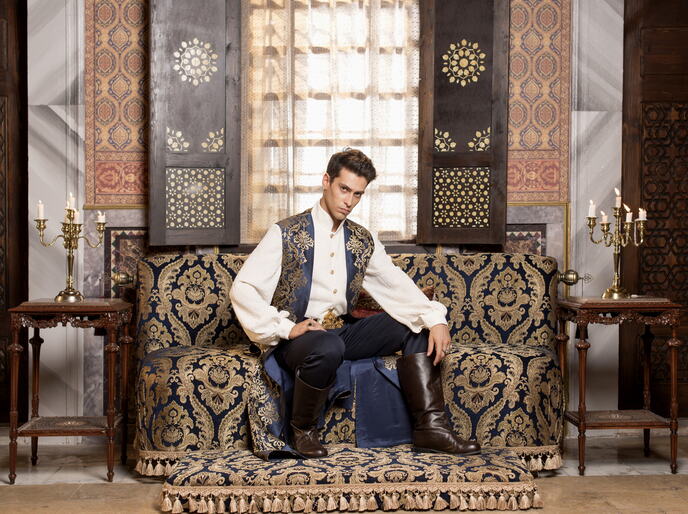 Ekin Koč kao sultan Ahmed I u seriji Sultanija Kosem