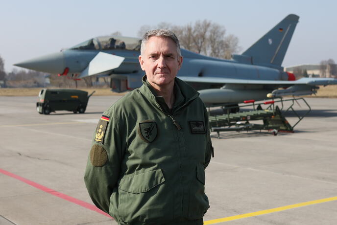 x01 EPA Leszek Szymanski.jpg